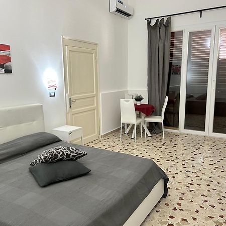 Готель Casa Genna Ізола-делле-Фемміне Екстер'єр фото